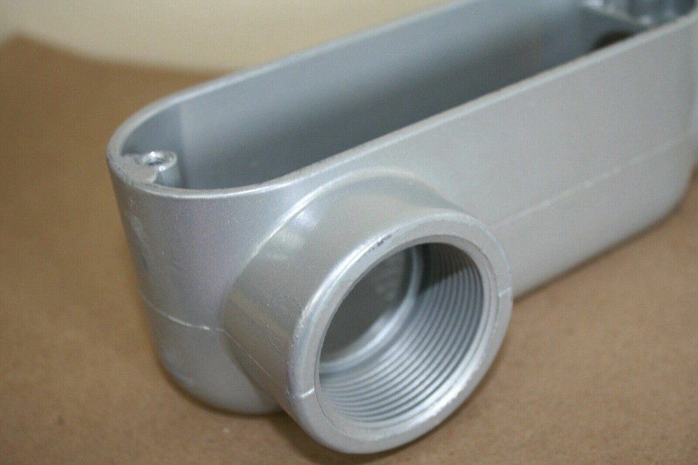CROUSE HINDS LR55 CONDUIT OUTLET BOX
