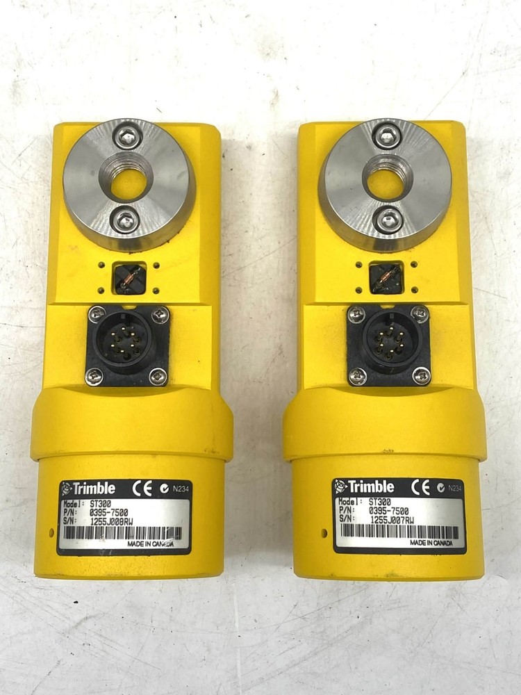 Trimble Grade Control Set CB420 Control Box & ST300 Sonic Tracers w/ Case.