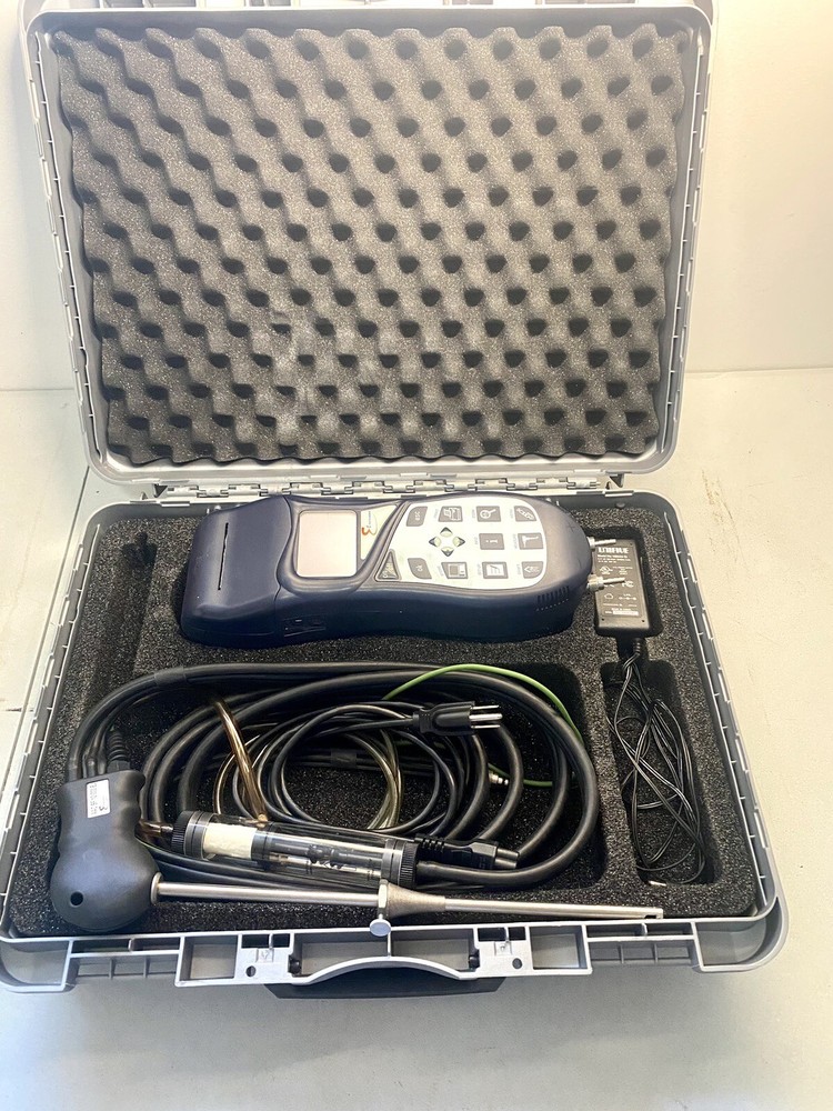 E-Instruments Model 1100 Portable Kit Analyzer O2/CO