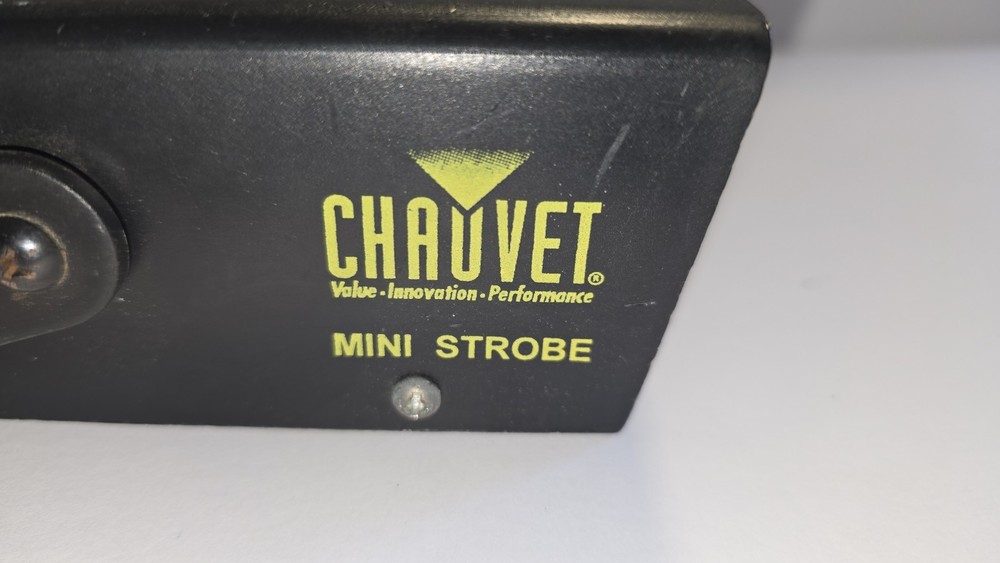 Chauvet Mini Strobe LED Lightweight Black Bracket