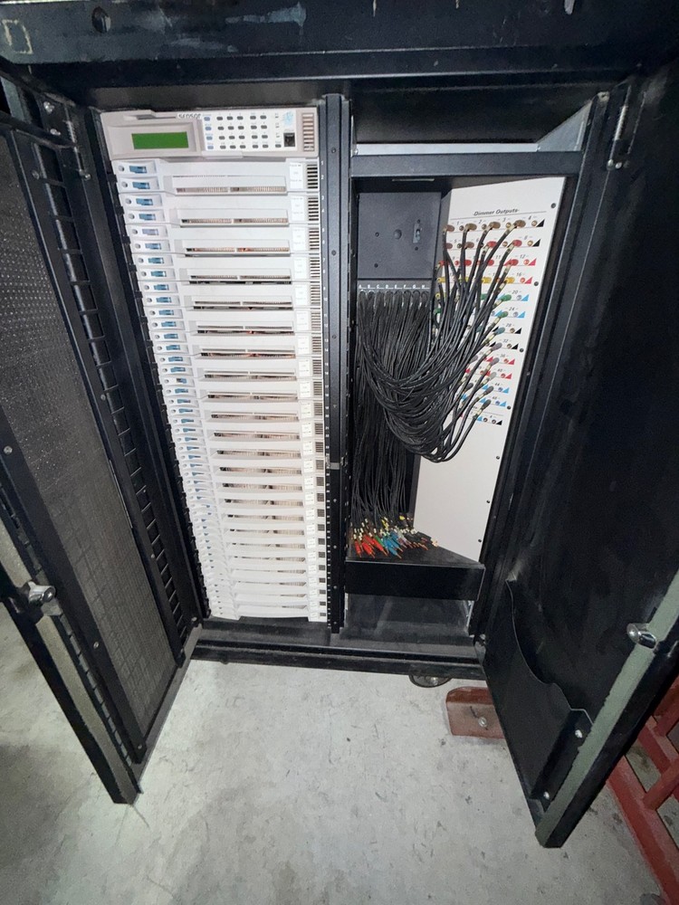 ETC 48x2.4K Sensor Touring Rack Classic 400A Dimmer Rack