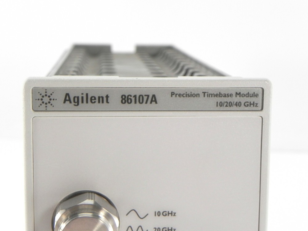 Keysight 86107A Reference Module, Precision Timebase with Option 040