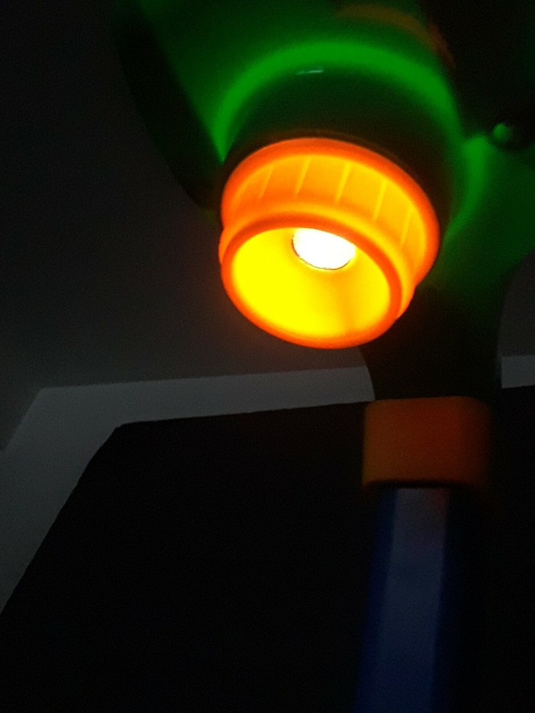 Constructive Playthings E-Z Art Projector WORKS PERFECT ASSEMBLED