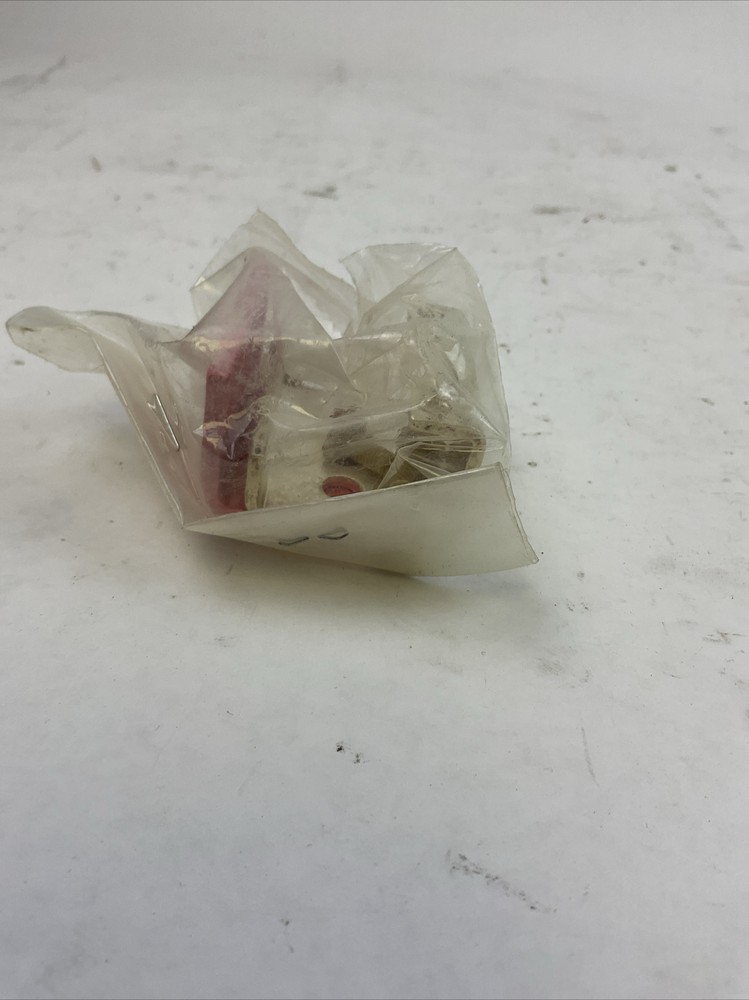 SIEMENS RS5774 REAR CONNECTING STUD USE WITH FRAM TYPE J, JD