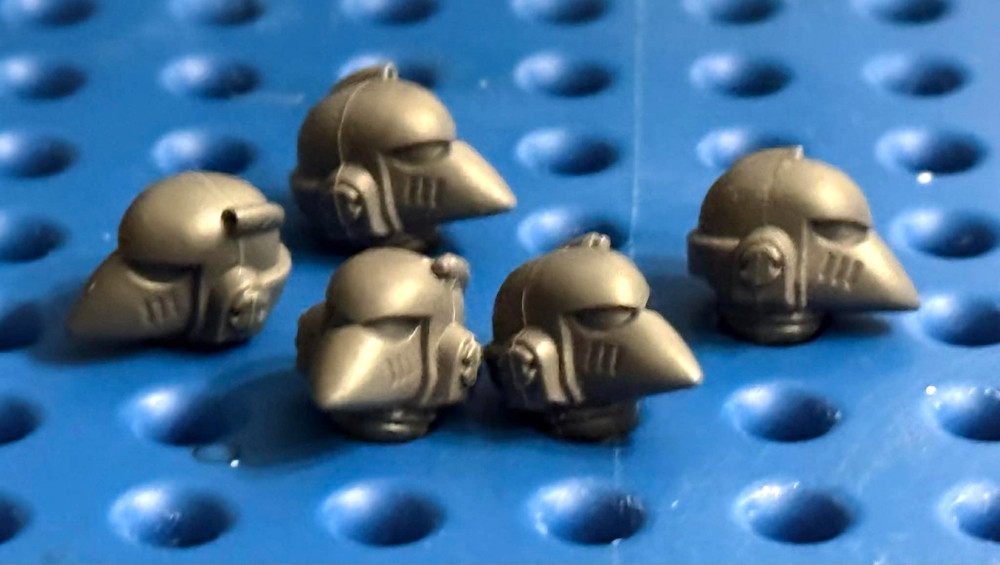 Space Marines Mark 6 Corvus heads bits helmets  Leviathan Veteran  40k plastic