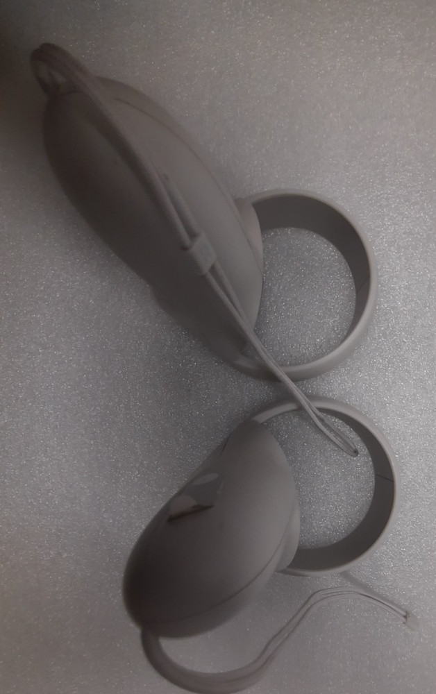 GENUINE Oculus Meta Quest 2 VR Controller Pair - Left and Right Controllers ONLY