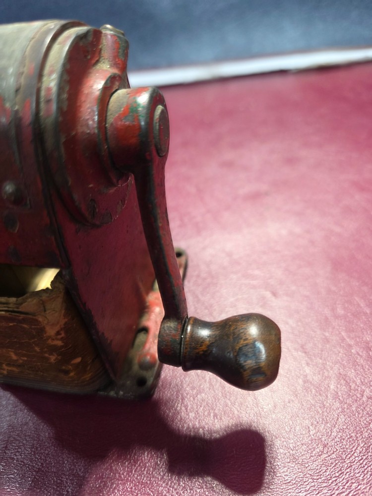 Antique 1920s "Wizard" Pencil Sharpener, Automatic Pencil Sharpening Co, Chicago