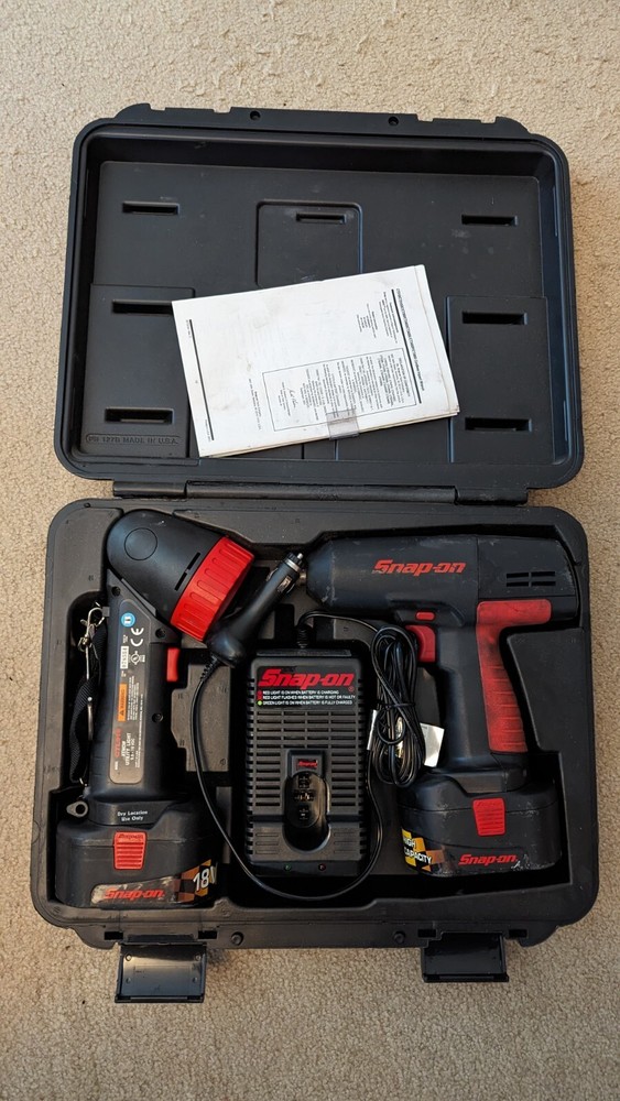 Snap On Tools CT3850 Mobile, 1/2" Impact Driver, Light Combo Kit