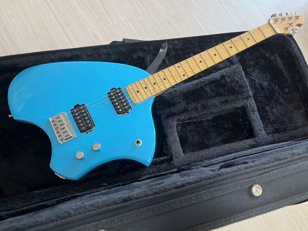 Klein Guitar Model with Case Lightweight