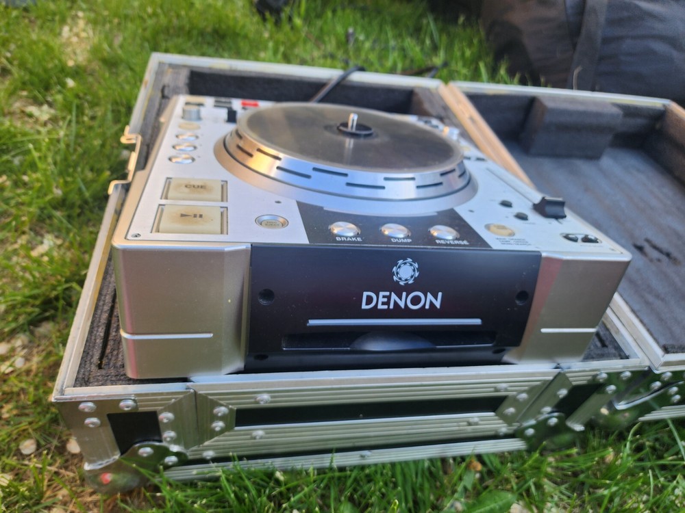 DENON DN-S3500 Professional Compact Disc DJ Turntable Player CD CDJ MP3