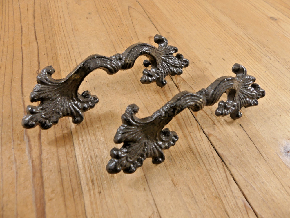 2 Cast Iron Drawer Handles Victorian Rustic Knobs Pulls Dresser Farmhouse