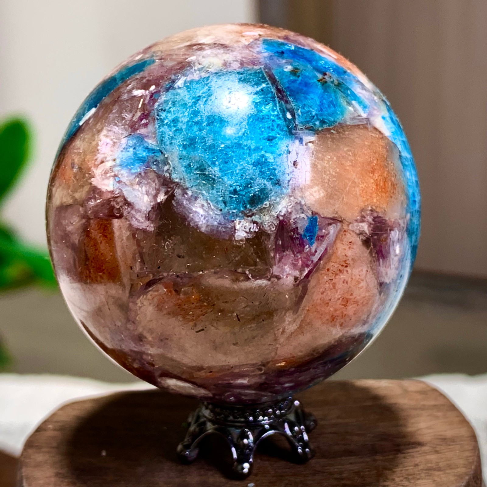 114G Natural Blue Aptite +Sun Stone purple lepidolite Sphere mineral sample