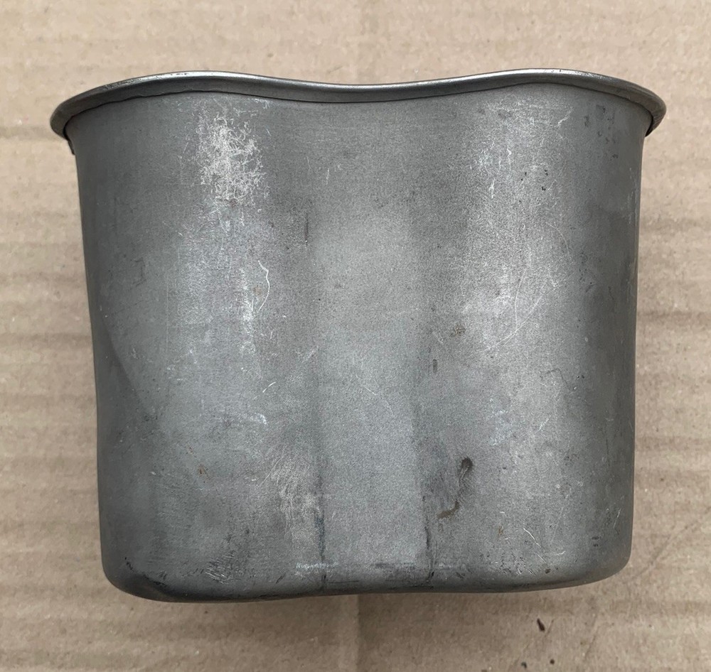 WWII US Canteen Cup