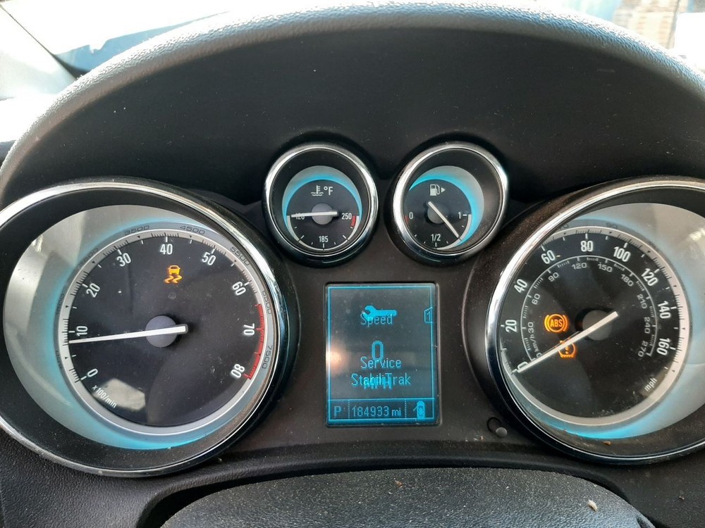 VERANO 2012 High Mounted Stop Light 1066225