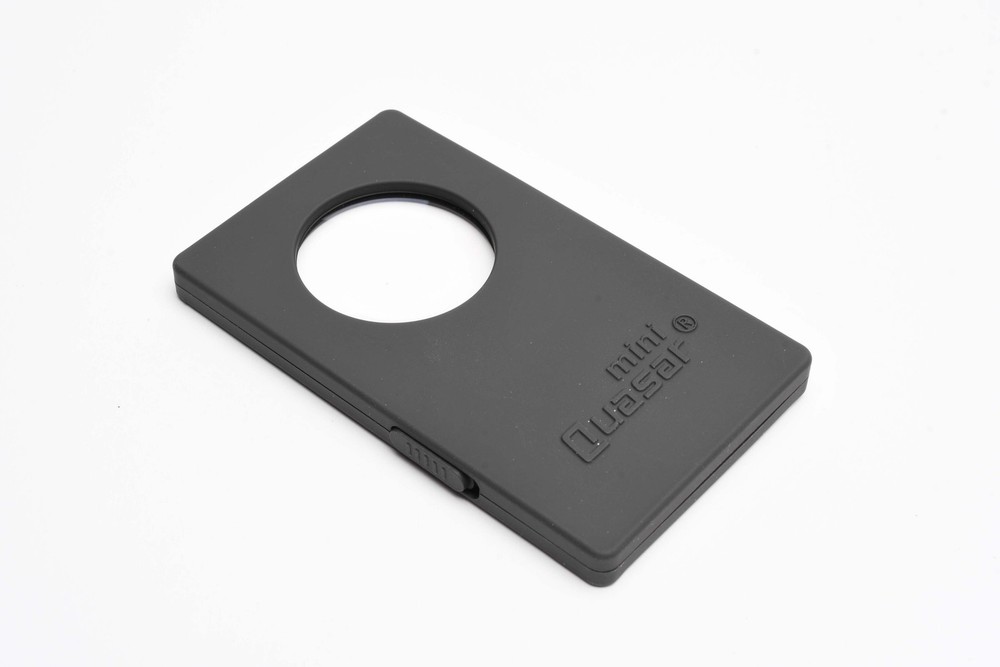 Visible Dust Mini Quasar Sensor Loupe 7X in case