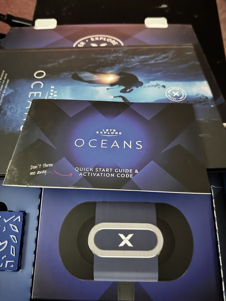 Let's Explore Oceans Immersive Mega Pack Holographic Cube HC Book VR/AR Goggles
