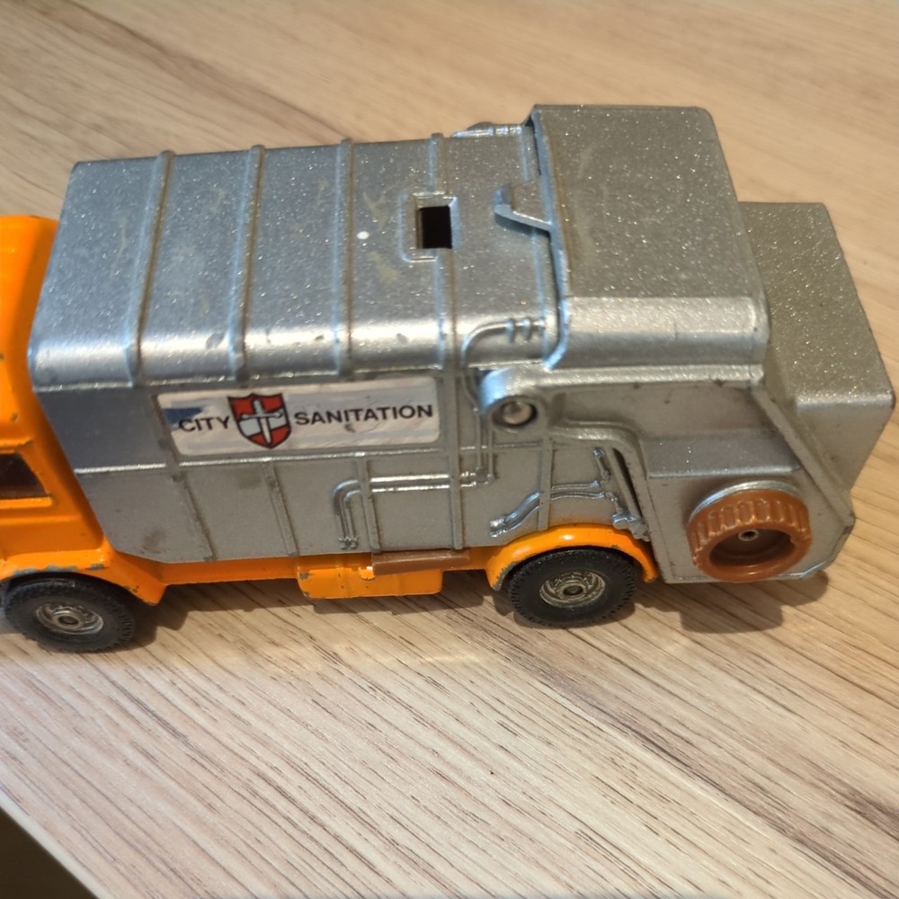 Corgi refuse collector rare