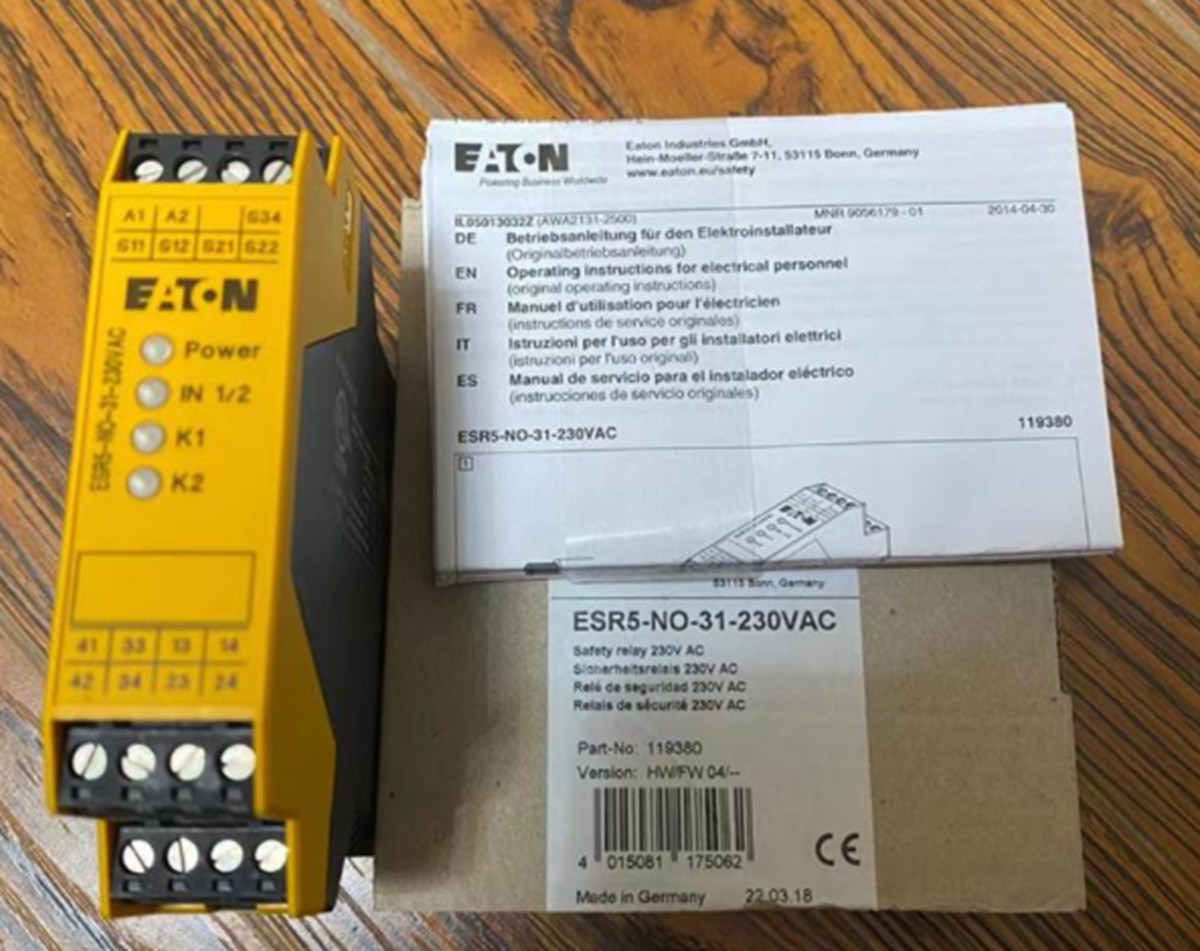 NEW EATON ESR5-NO-31-230VAC Time Relay