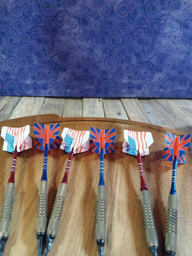 American & British Darts that are Vinage with Plastic tips