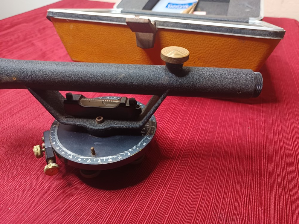 Berger Instruments 110C Service Dumpy Level With Case, Accessories & Manual