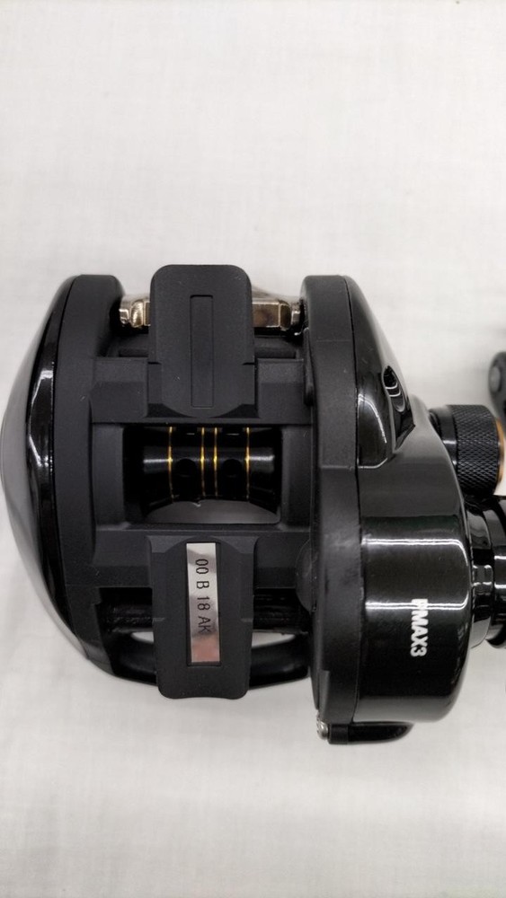 ABUGARCIA P MAX3 Bait Reel