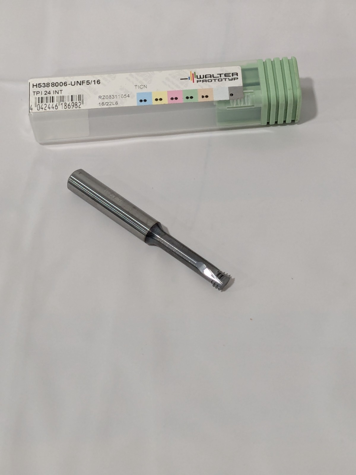 WALTER H5388006-UNF5/16 TPI 24 INT 3FL CARBIDE THREAD MILL 5570489