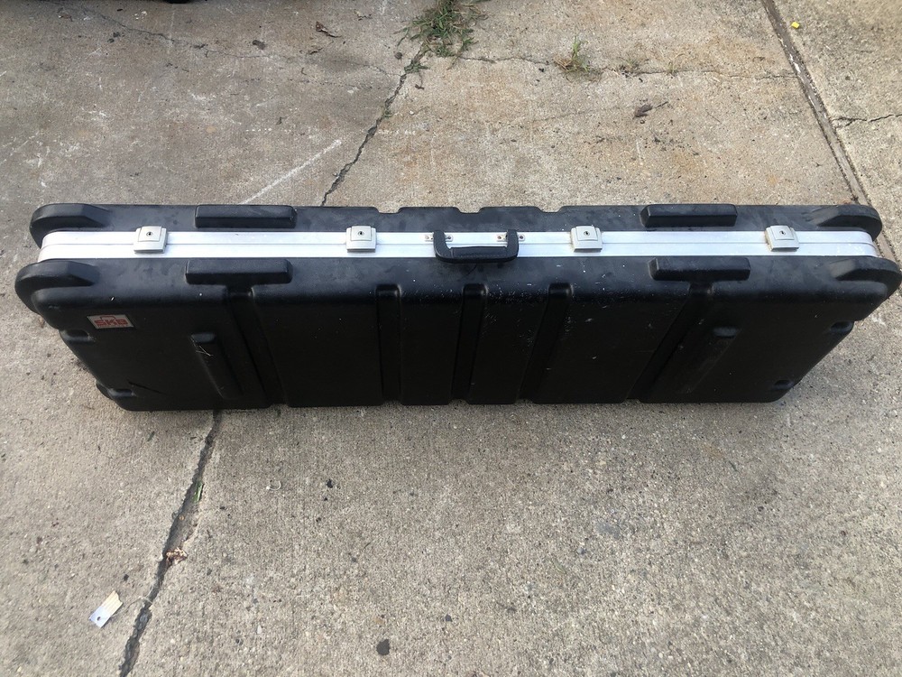 SKB ATA 61-Note Keyboard Carrying Case