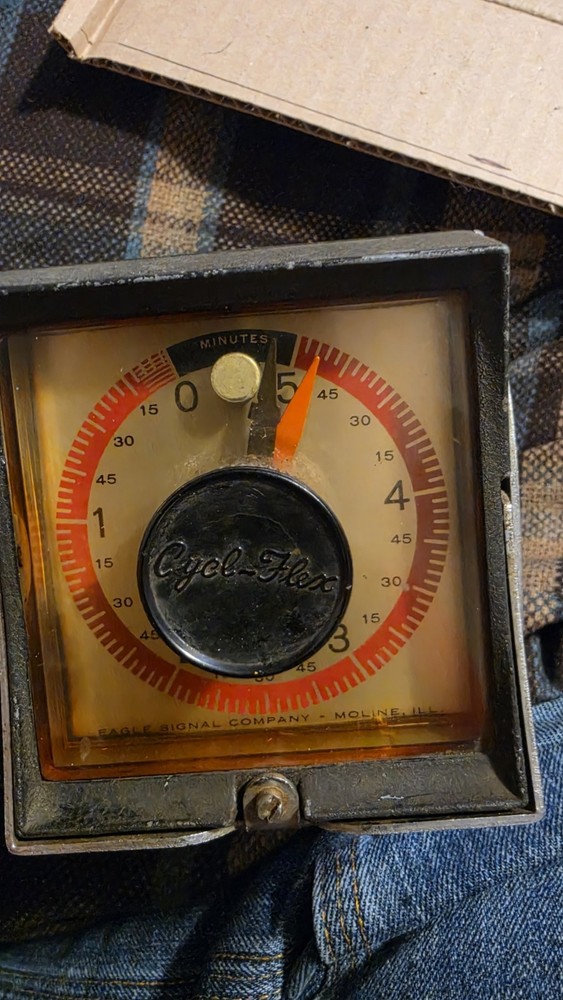 Eagle Signal HP53A6 Cycl-Flex Electromechanical Timer, 0-5 min UNTESTED