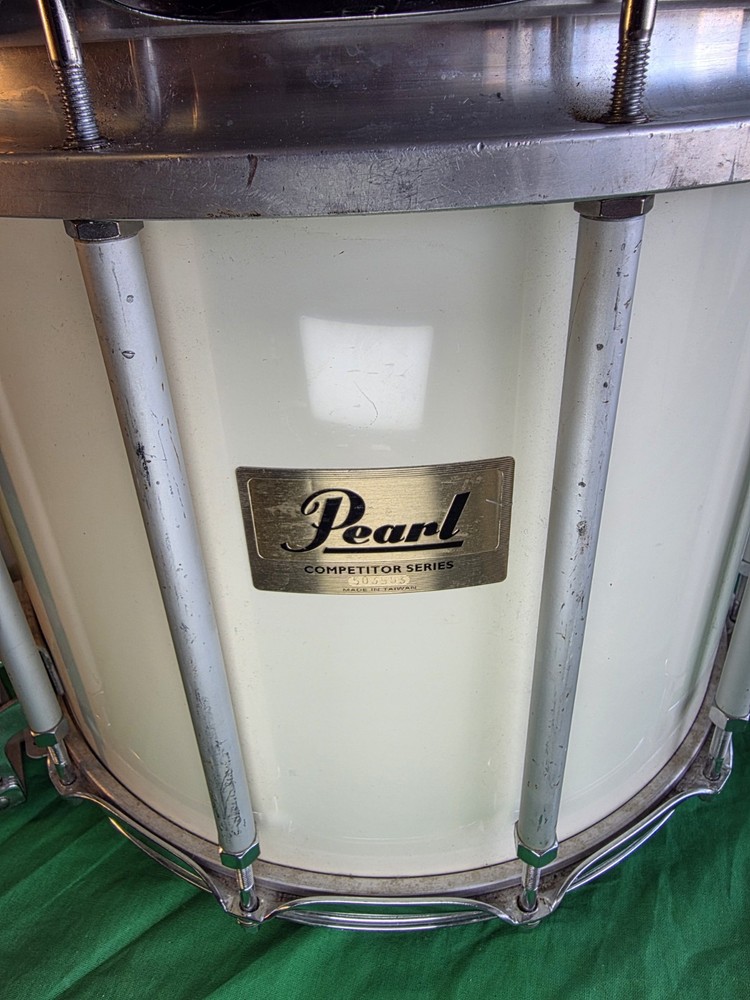 Pearl 15" Marching Snare Drum