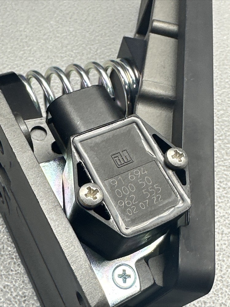 MCS QUADRASTAT PEDAL