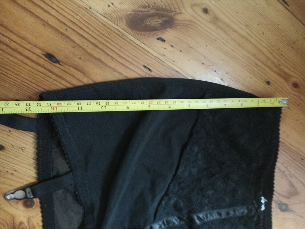 VTG Uk Shapely Lady Girdle