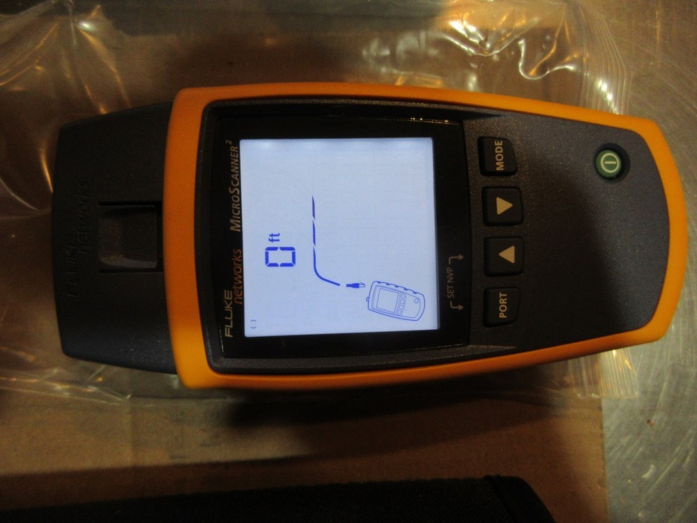 Fluke Networks Microscanner2 MS2-100 Cable Verifier good working order in case