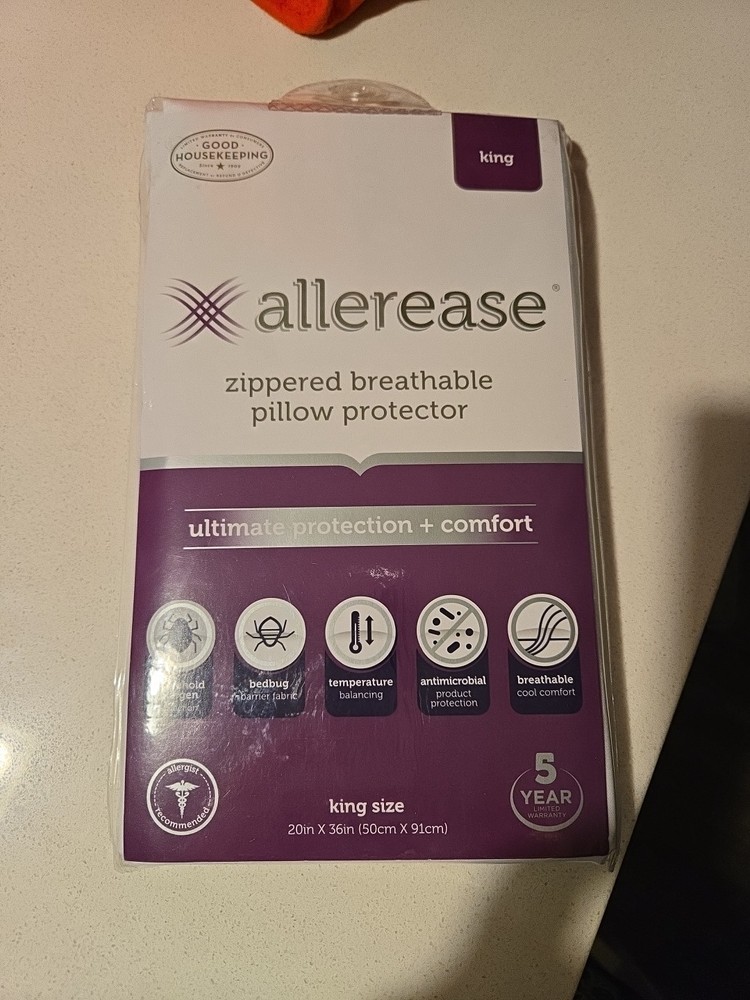 Allerease Zippered Breathable Pillow Protector (King) (20inx36in)
