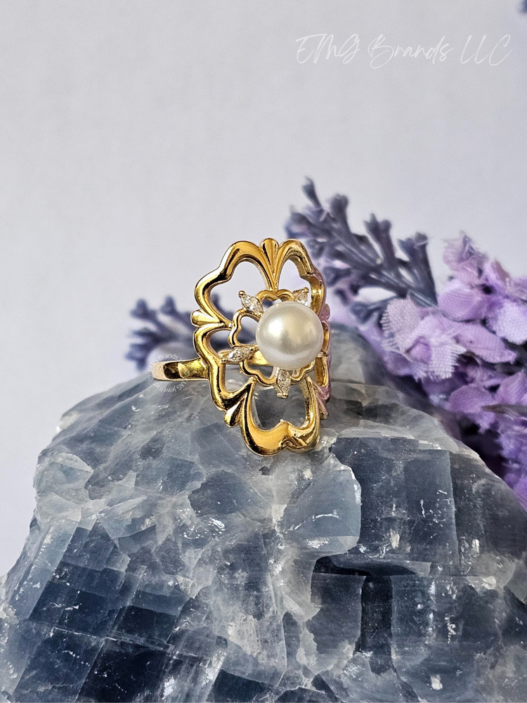 Flower Pearl Statement Ring
