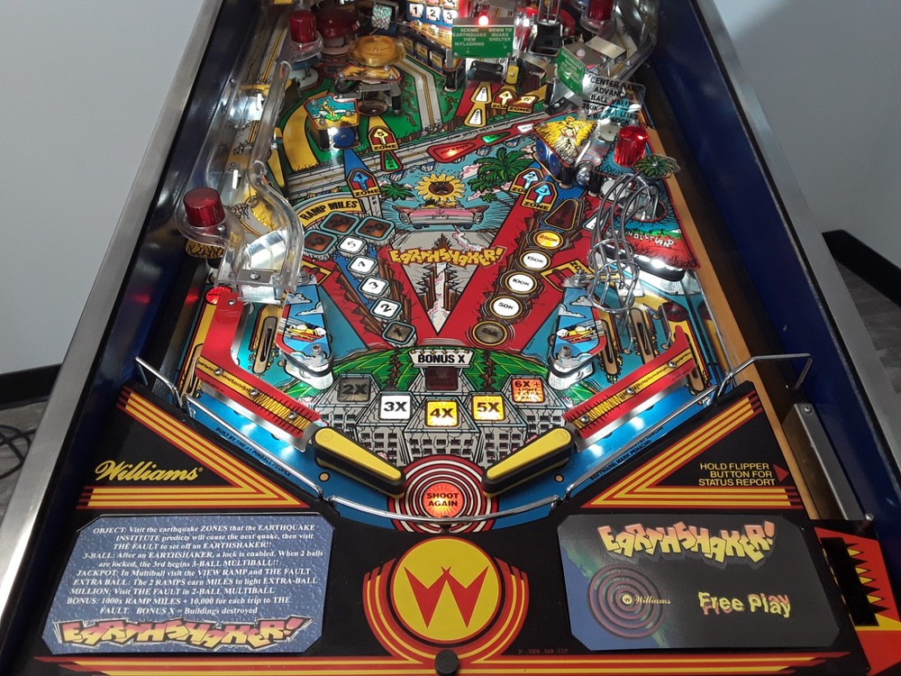Earthshaker by Williams Pinball Machine