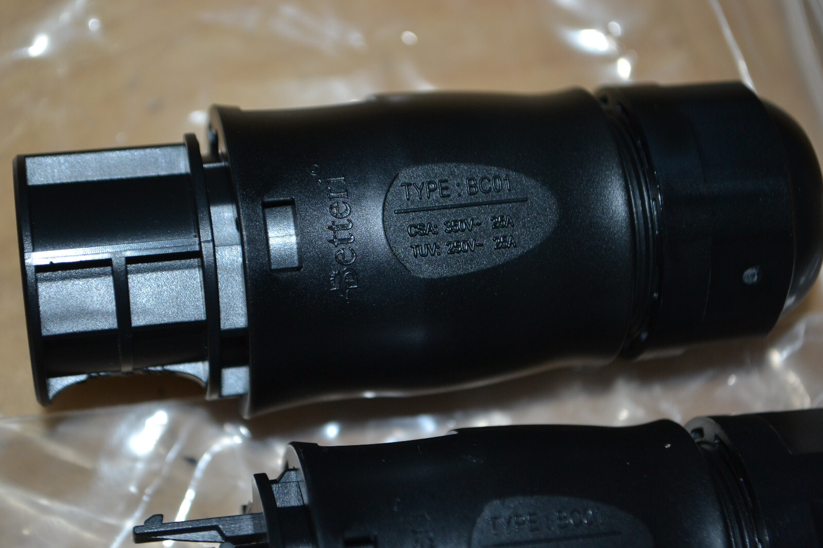 Betteri BC01 Socket Plug Set Photovoltaic Connector 8.5x5x2cm ABS AC Male/female