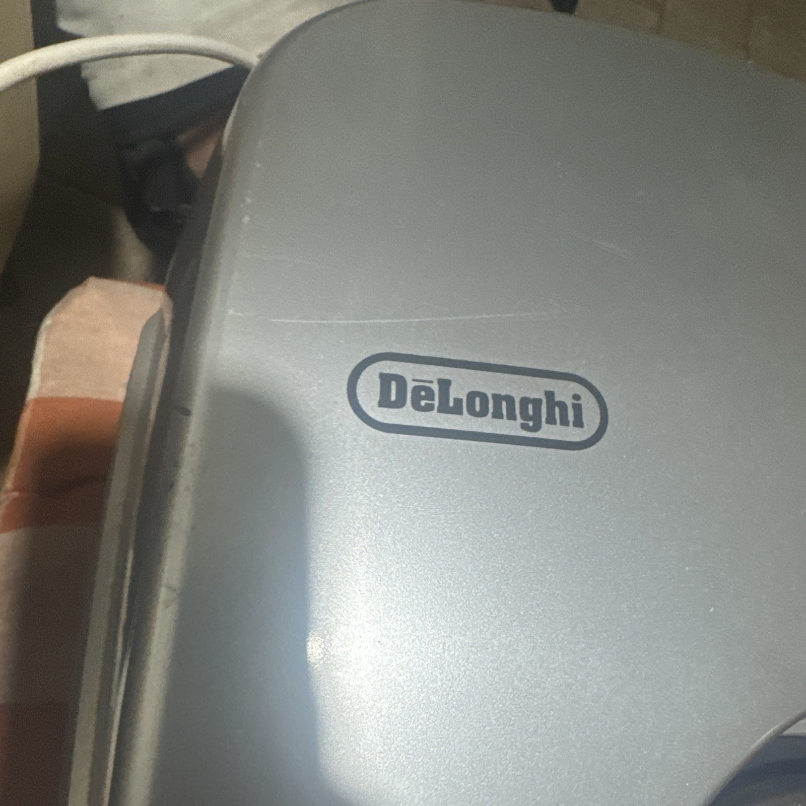 DeLonghi GM6000 Ice Cream Gelato Maker Self-Refrigerating Compressor