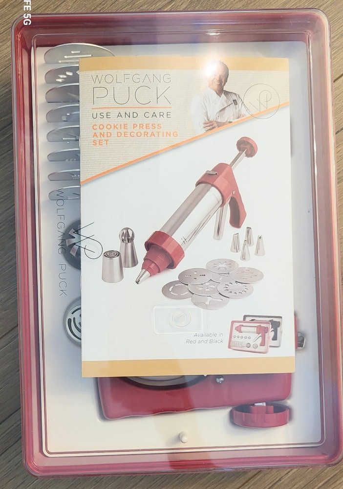 Wolfgang Puck Cookie Press & Decorating Set.. Case Is Red✍️