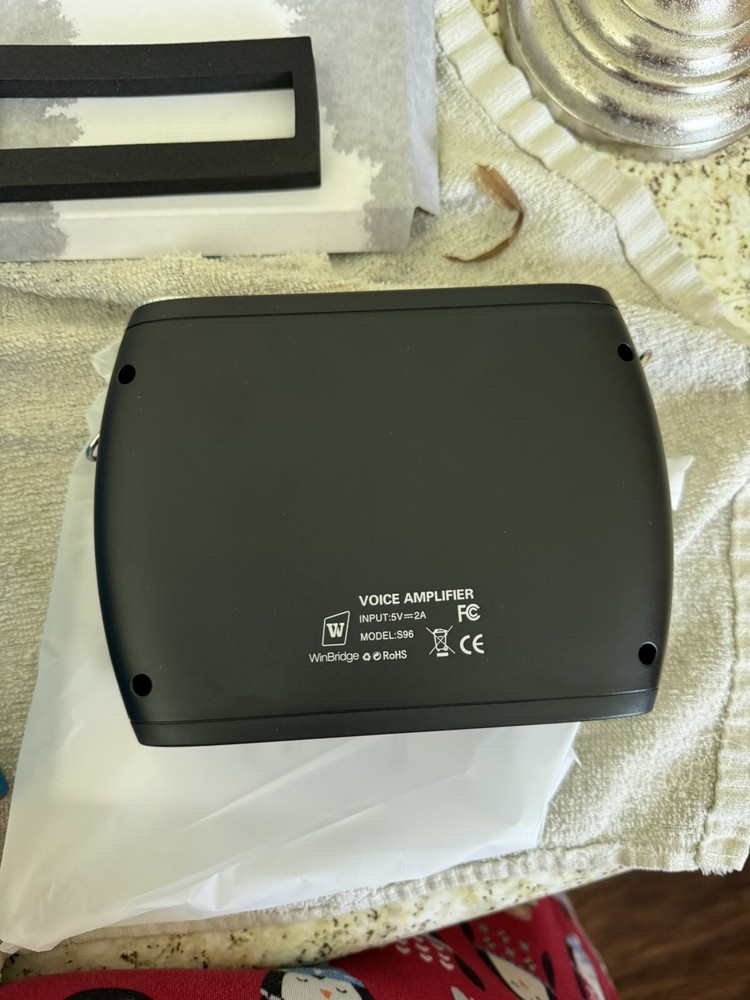 W WINBRIDGE 25W Bluetooth Voice Amplifier with Two Wireless Headset Microphones