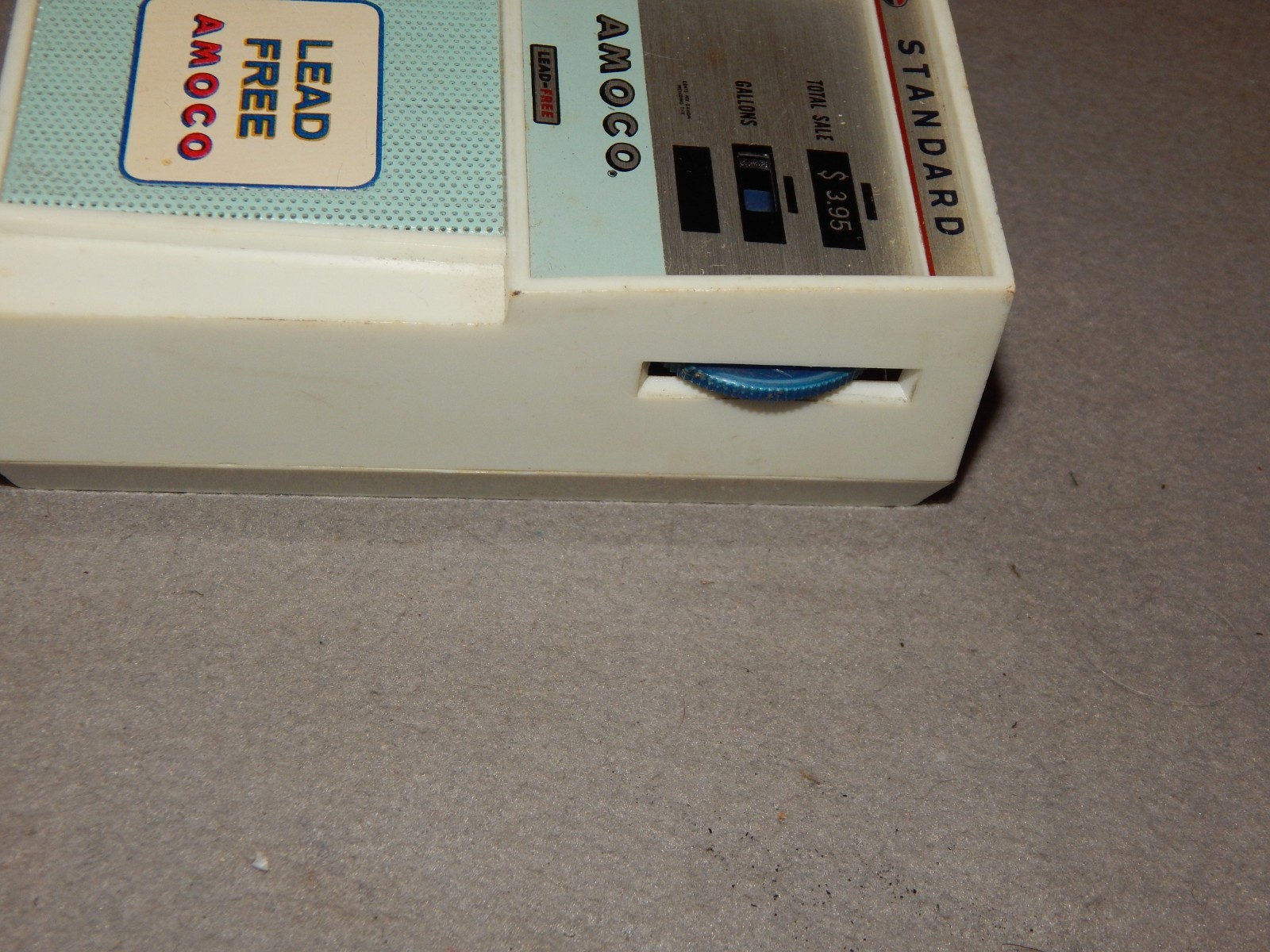 Vintage Standard Amoco Gas Pump AM Transistor Radio Parts Estate Find