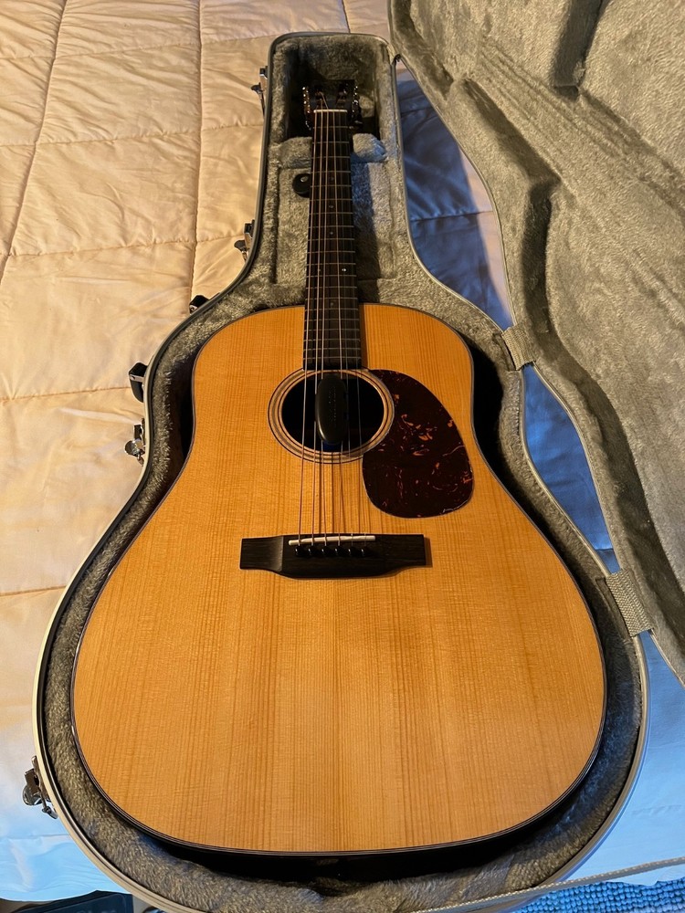 Sigma SDJM-18 (2021) – Slope Shoulder Dreadnought – Solid Adirondack & Mahogany