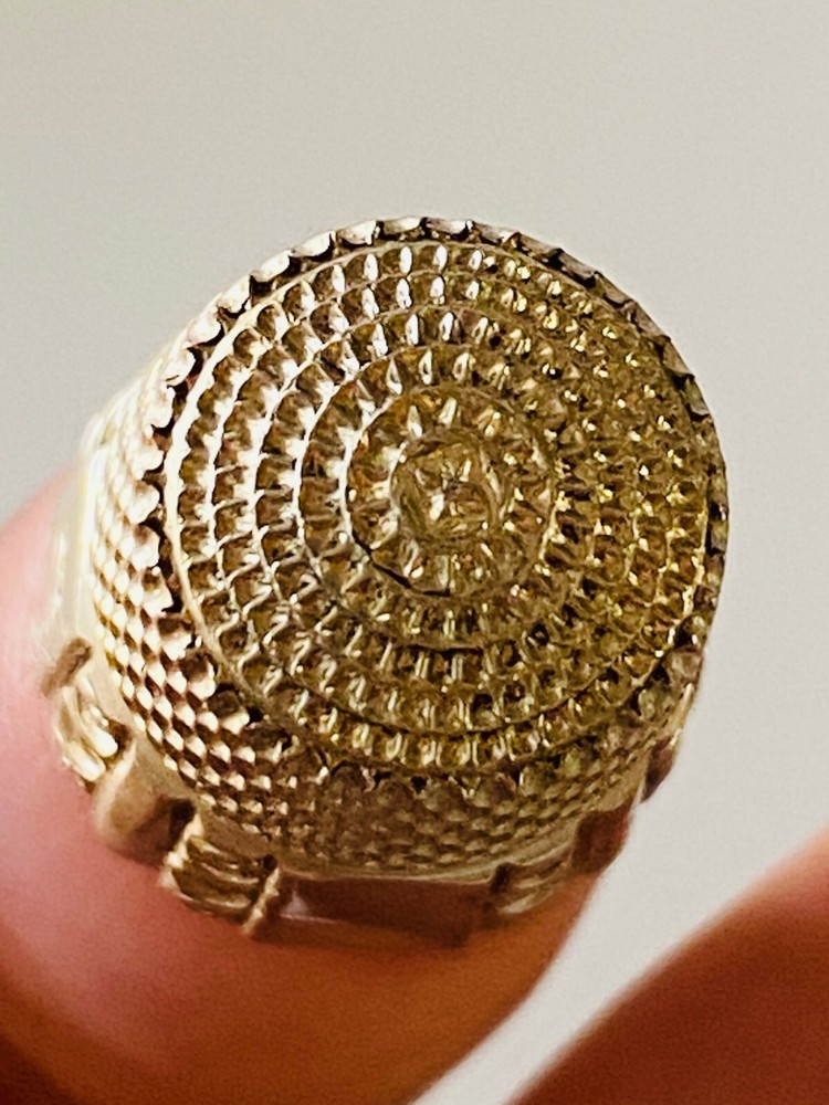 Vintage Sterling Silver Simons Bros Thimble #11 Panel Scroll Design 59
