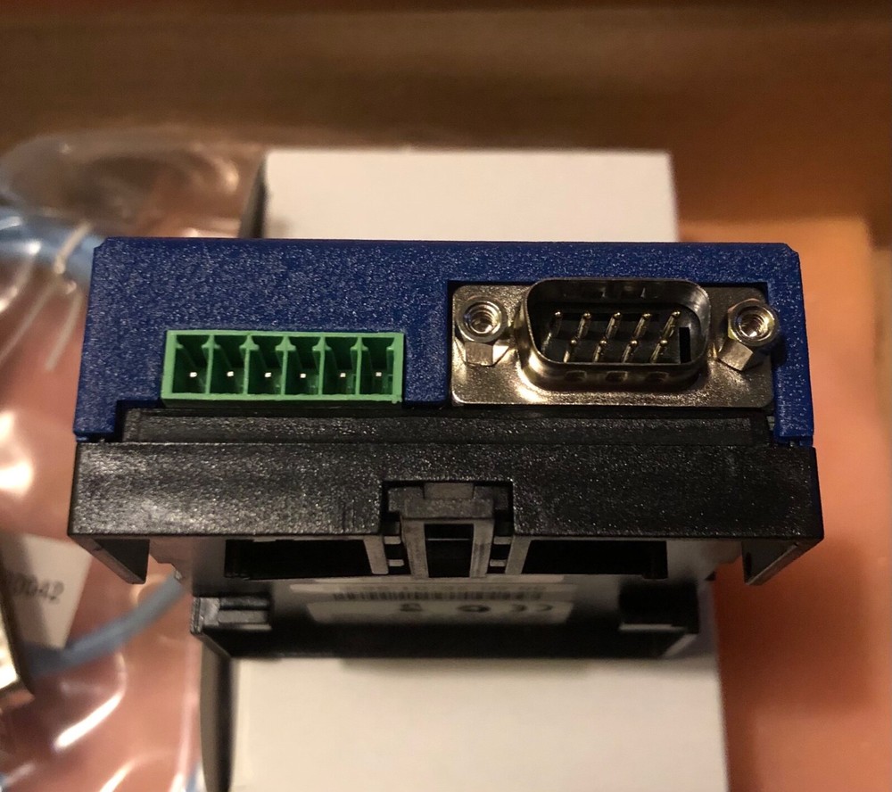 CYCLADES TS100 TES0061 Avocent Linux Terminal Server Ethernet to RS-232