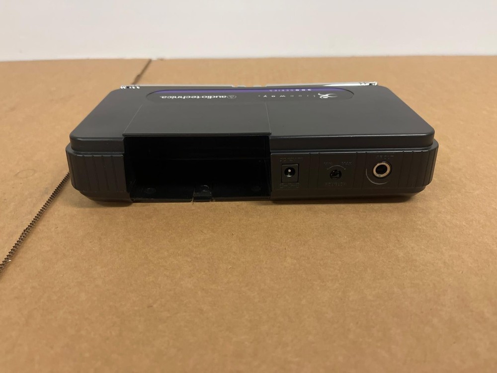 FREEWAY WORKS AUDIO-TECHNICA ATW-R200 WIRELESS RECEIVER