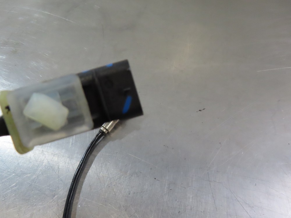 EB1459 2024 24 BMW M1000RR DOWNSTREAM O2 SENSOR #1