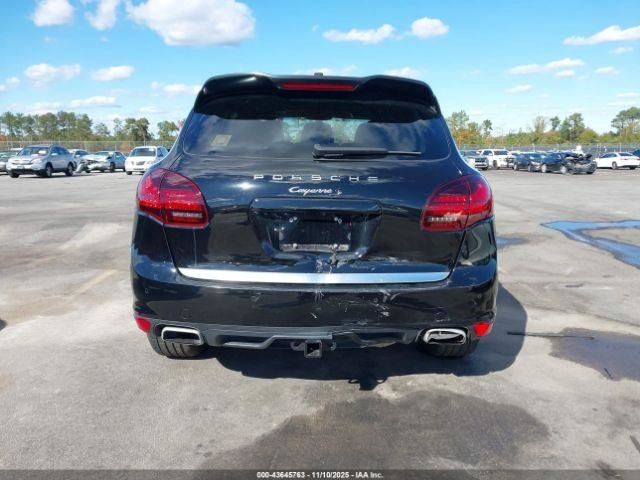 CAYENNE 2012 Glove Box 4893930