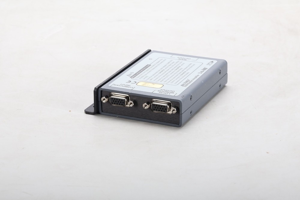 Altinex DA1907SX Ditto Amp Distribution Amplifier With Mounting Bracket - Fair