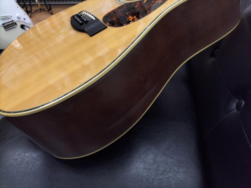 Yamaha DW-8-12 12-String Acoustic Guitar Solid Spruce/Nato