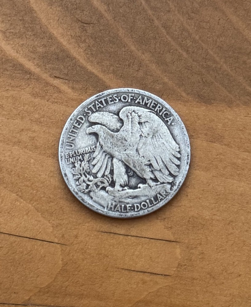 1934 WALKING LIBERTY SILVER HALF DOLLAR 90% SILVER