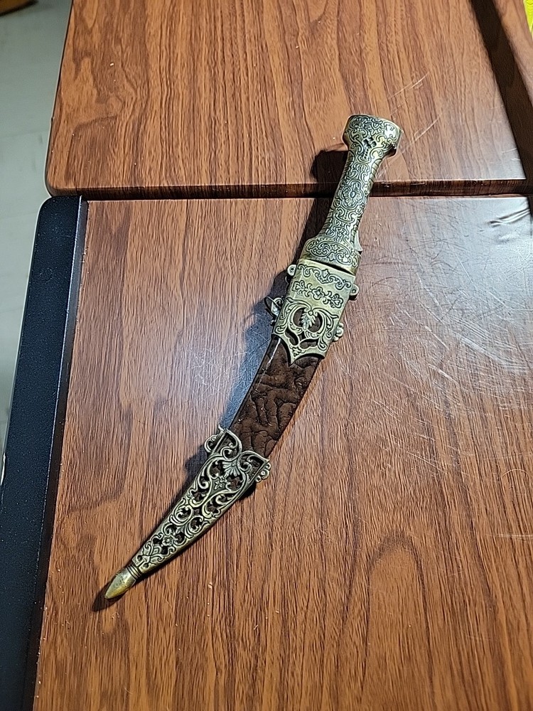 Ornate Dagger 13 inches length